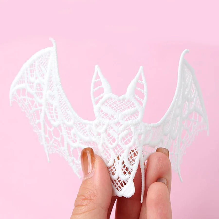 Halloween Embroidery Bat Patch for Clothing Bags Curtains DIY Repair - Black & White