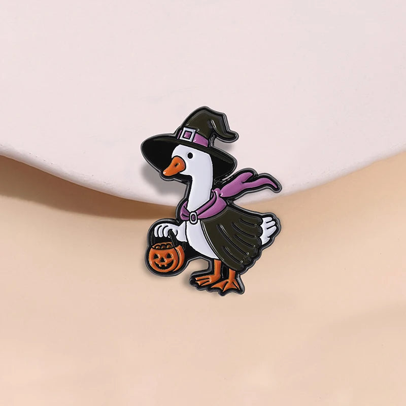 Halloween Animal Enamel Pin Set — Frog Wizard Brooches for Kids & Friends