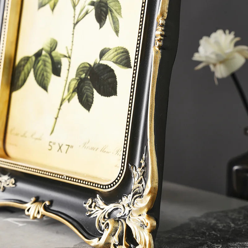 European Retro Black Pattern Resin Home Decor for Living Room & Bedroom