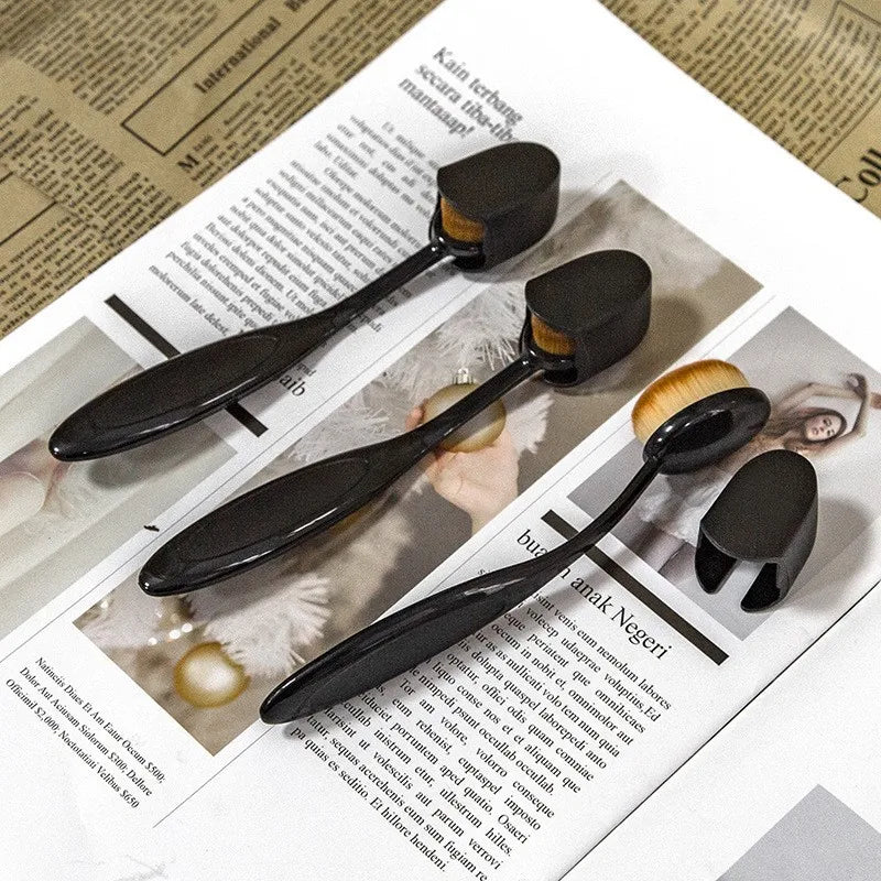 Oval Makeup Brush - Portable Face Foundation Blending Tool for Face & Blush