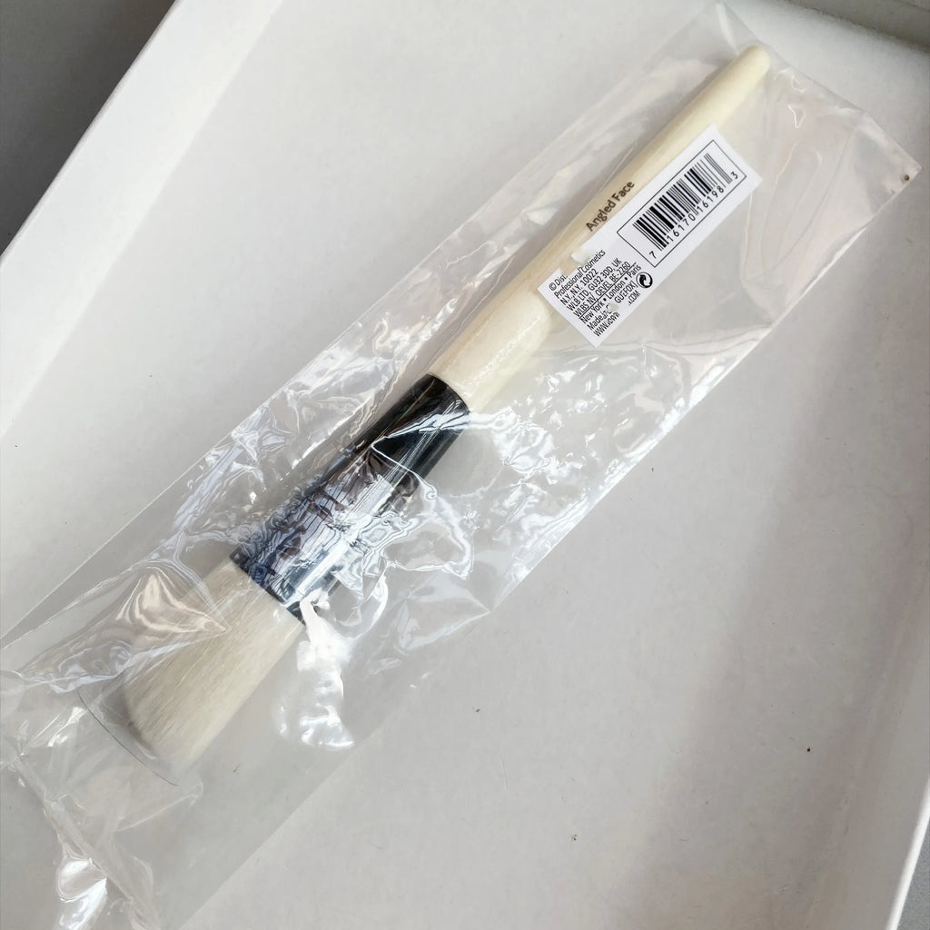 Angled Face Contour Brush for Highlighting & Blush - Soft Sturdy Makeup Tool