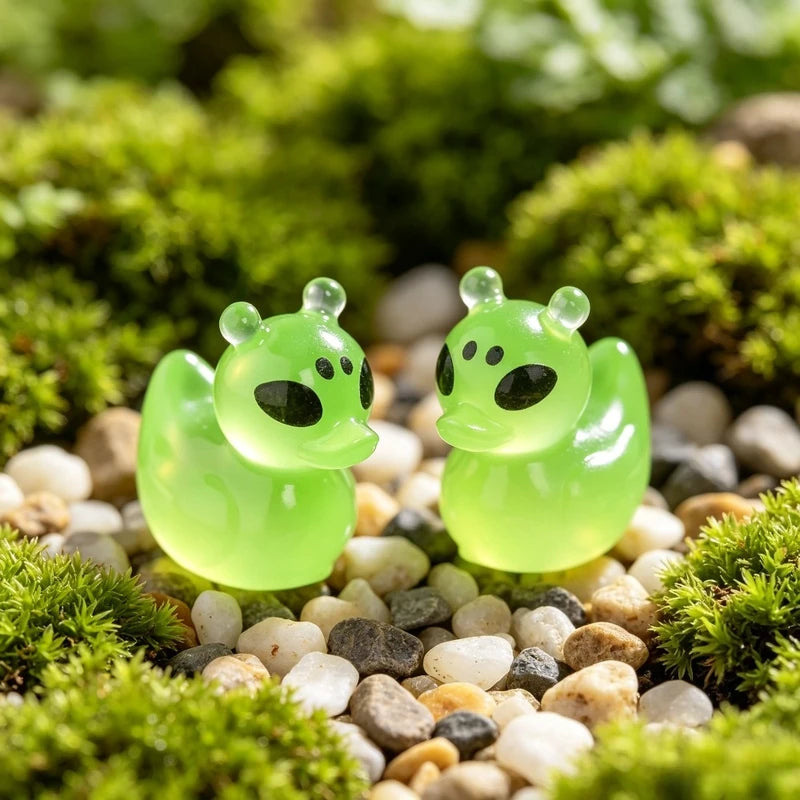 Resin Alien Duck Cat Figurines Set - Miniature Home Decor for DIY & Micro Landscape