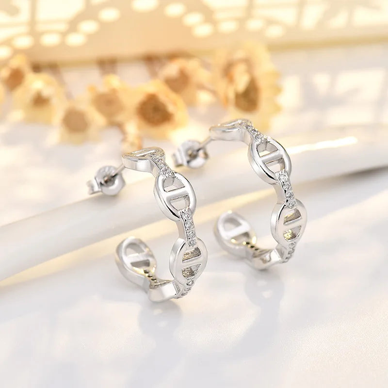 Minimalist Gold-Plated Pig Nose Chain Hoop Earrings with Cubic Zirconia