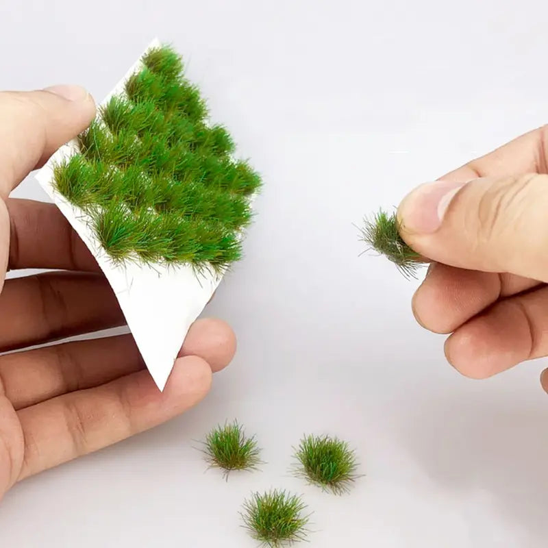 Multicolor Miniature Grass Bush Set for Dioramas and Model Scenery - 32PCS