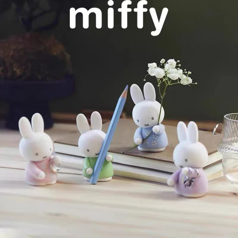 Kawaii Miffy Desktop Organizer Pen Holder Jewelry Stand Blind Box - Cute Rabbit Figurine