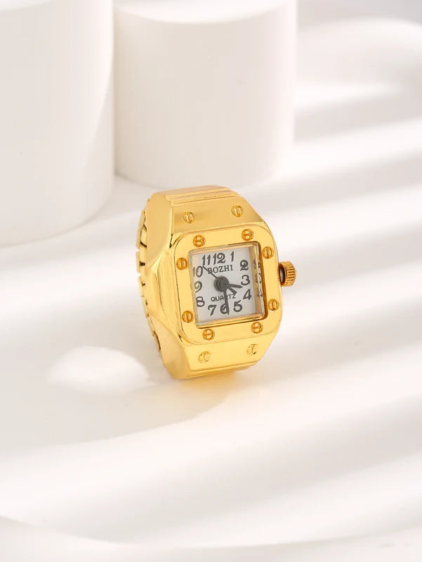 Mini Vintage Finger Ring Watch Round Creative Quartz Watch for Fashion & Couples