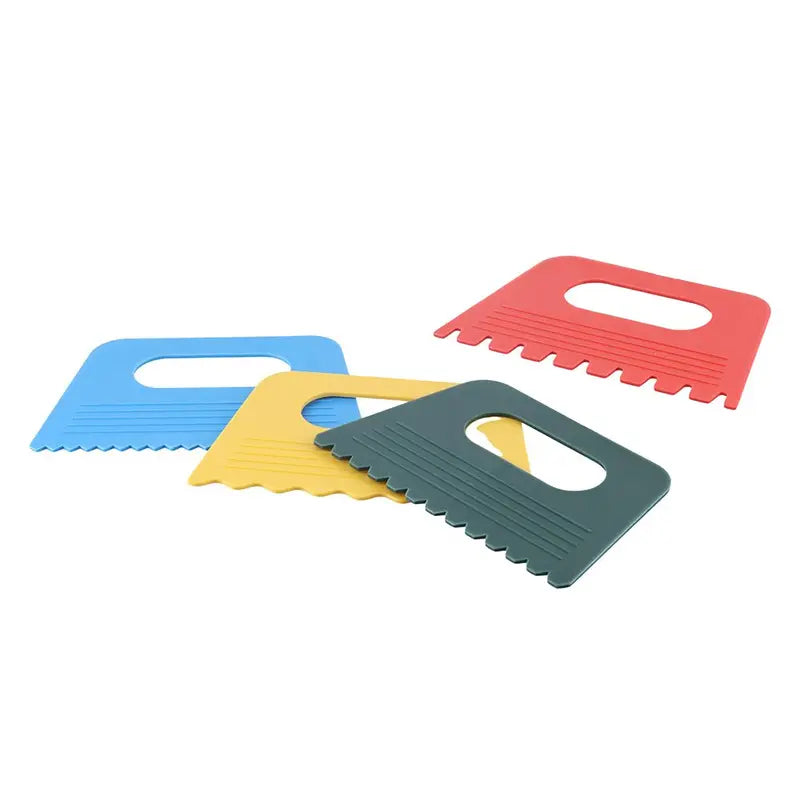4 Pack Plastic Paint Scrapers - Multi-Purpose Sculpture and Pottery Tools