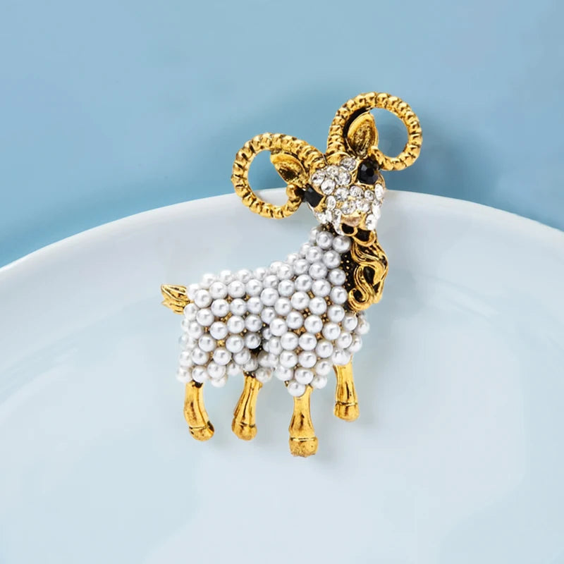 Vintage Pearl Sheep Brooch Pin Animal Jewelry for Women Men Wedding Party Gift
