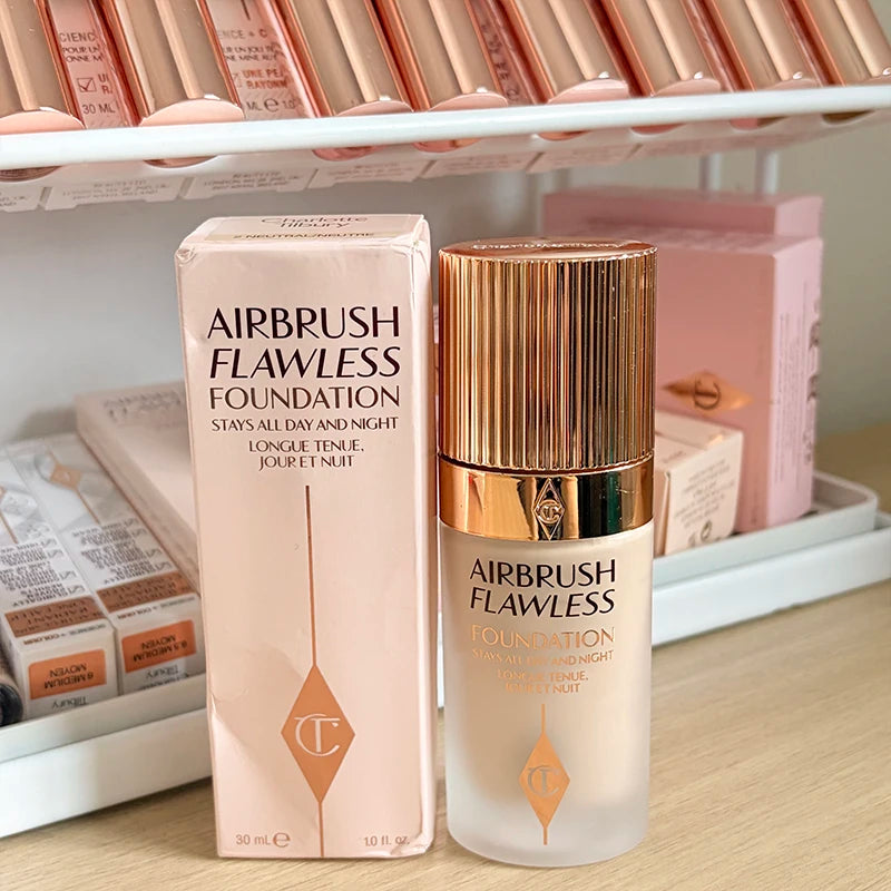 Long-Wearing Liquid Foundation with Flawless Soft-Focus Finish - Matte & Lightweight