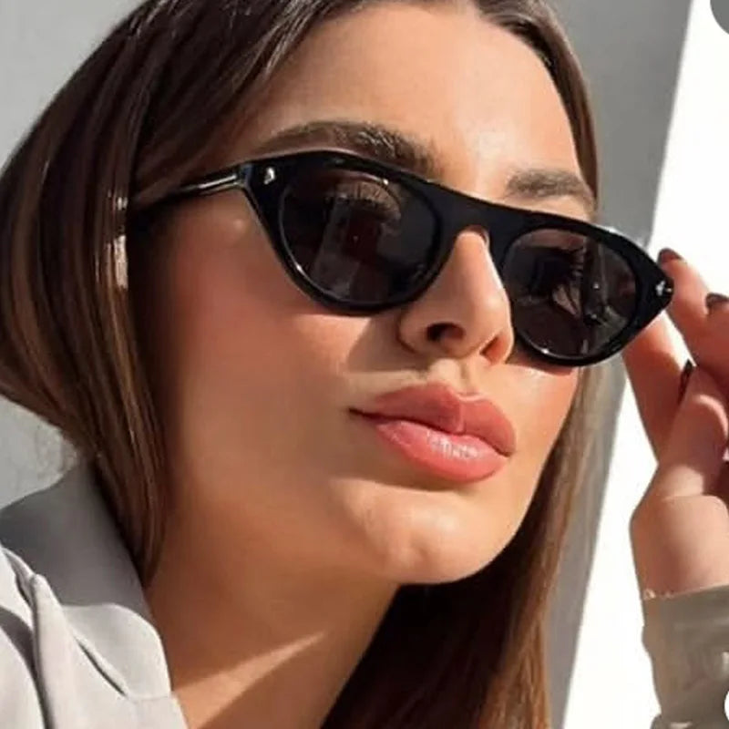 Fashion Triangle Cat Eye Sunglasses for Women Men Small Frame UV400 Gradient Retro