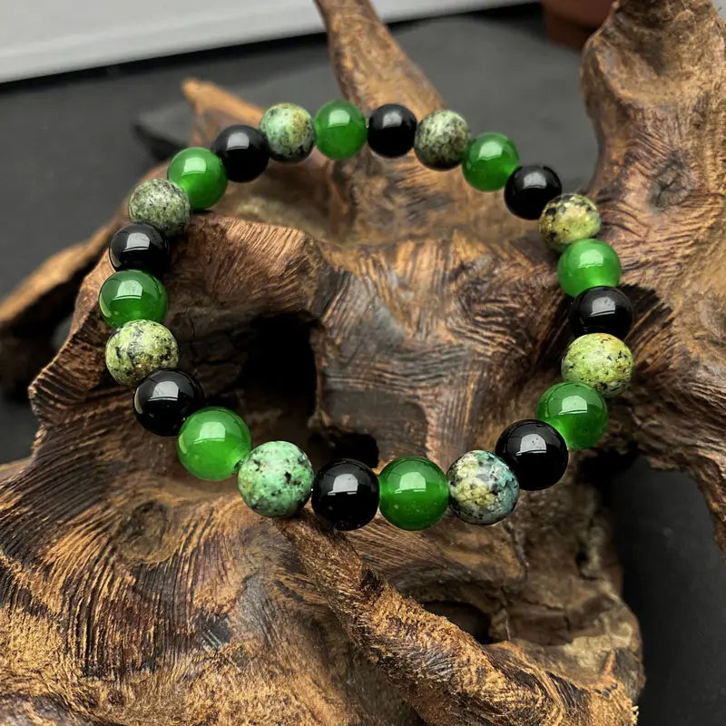 Green Beaded Bracelet 8mm Handmade Elastic Rope Jewelry Gift
