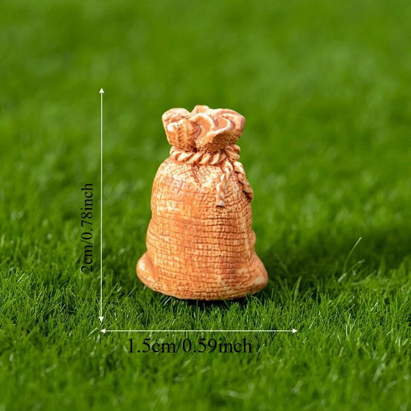 6pcs Realistic Burlap Sack Statues Resin Craft Decor for DIY & Holiday Scenes