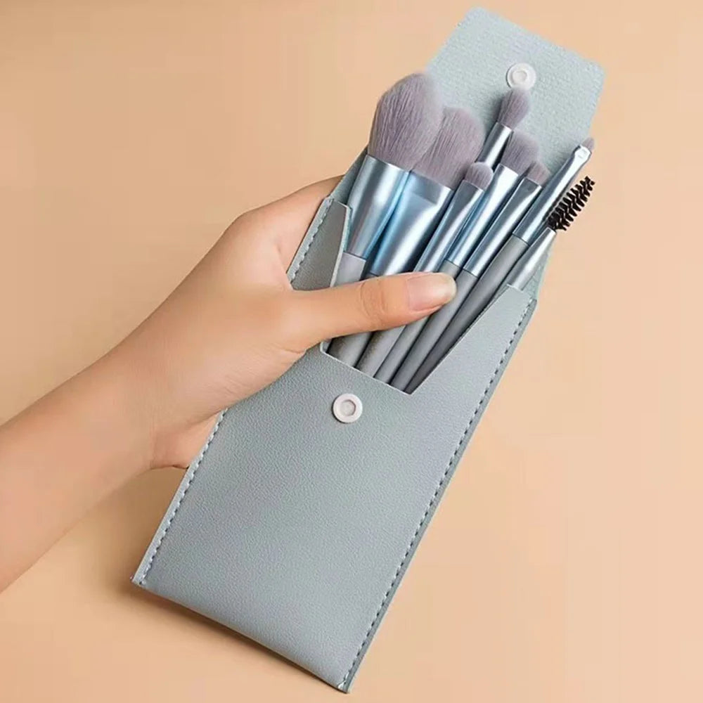 8-Piece Makeup Brush Set with Soft Hair for Foundation & Eye Makeup - Portable, Beginner-Friendly