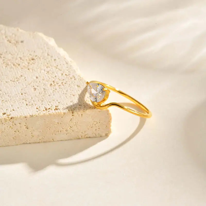 Minimalist Water Drop Zircon Women’s Ring - Gold Plated Stainless Steel Jewelry