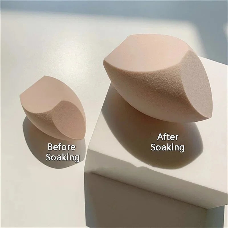 Large Dual-Use Makeup Sponge for Wet & Dry Application - Soft Foundation Puff
