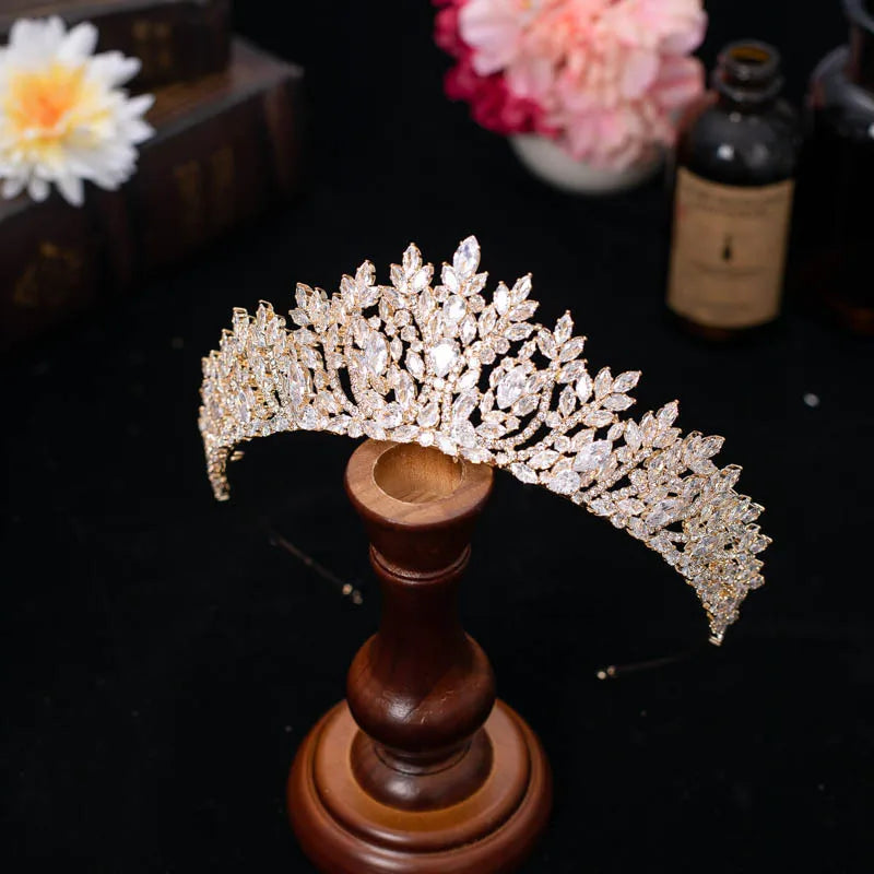 Luxury Bridal Tiara Crown for Wedding & Prom - Cubic Zirconia Headpiece