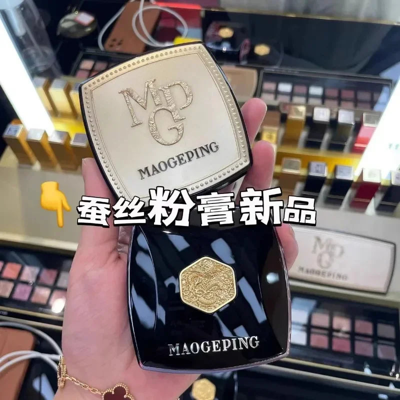 Light Sense Skin Concealer & Foundation Cream - Luxury Makeup for Flawless Finish