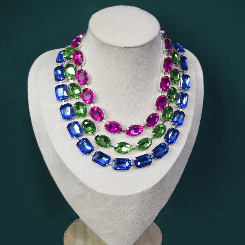 Elegant Crystal Inlaid Short Necklace for Women - Party Jewelry with Charms