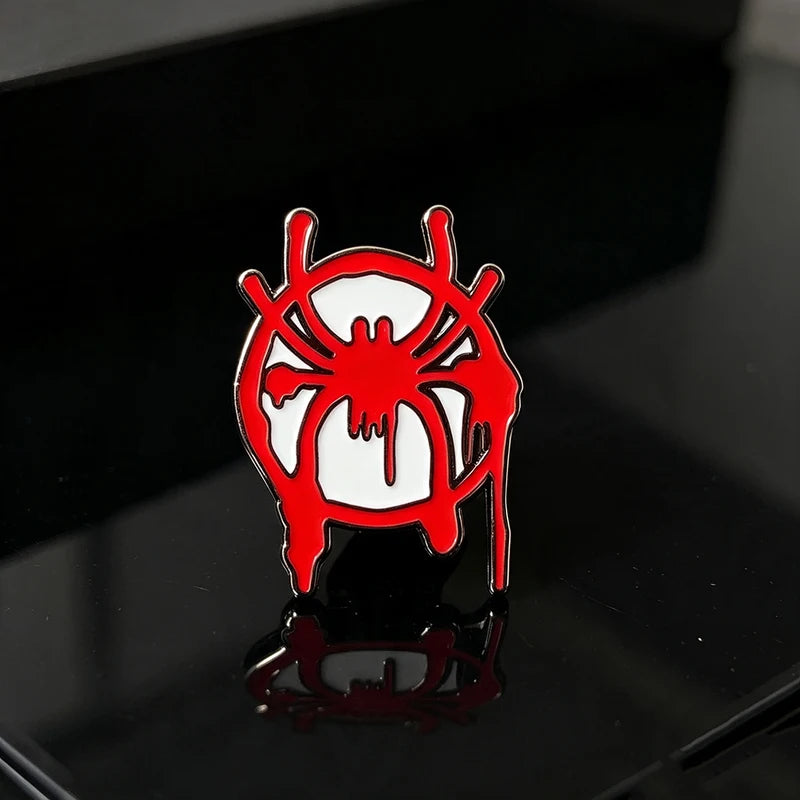Spider-Man Alloy Enamel Brooch Pin Superhero Badge for Backpack Clothing & Gift