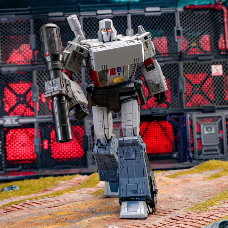 Action Figure with Alloy Metal Parts & Upgraded Accessories - Transformed Toy DH05 Laowei