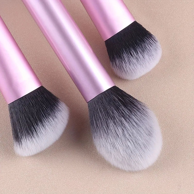 7-Piece Professional Makeup Brush Set Soft Synthetic Hair for Face Eyeshadow Blush