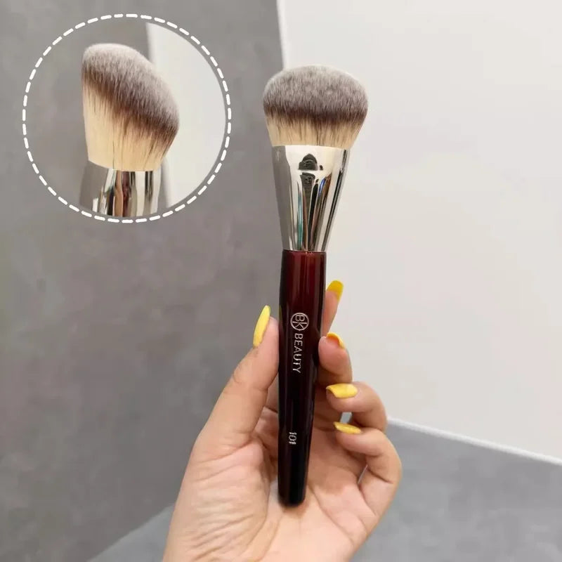Contoured Makeup Brush Set - Liquid Foundation, Bronzer, Blush & Highlighter Tools