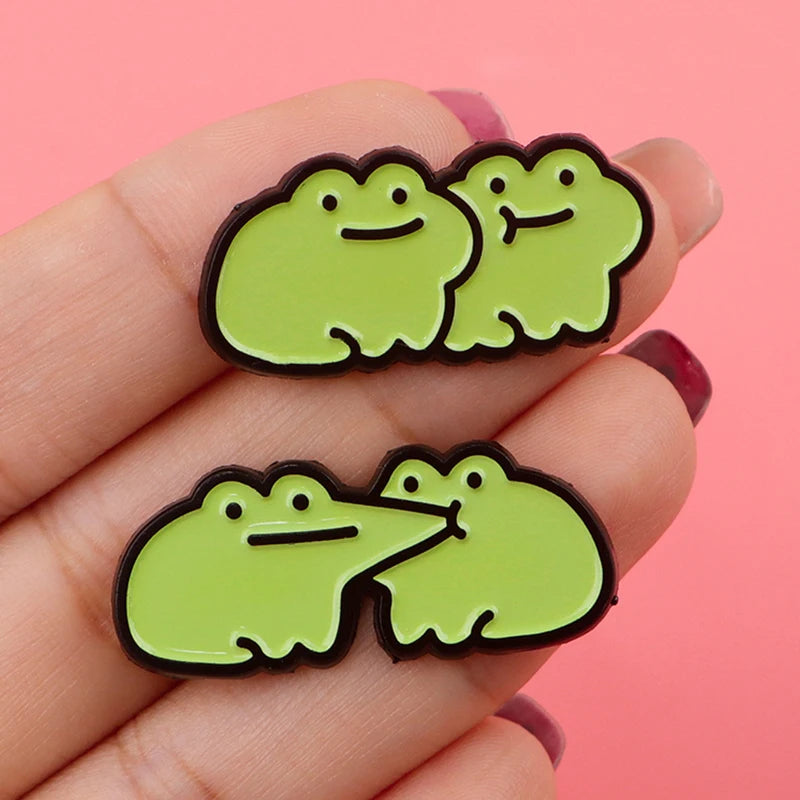 Cute Frog Enamel Pin Cartoon Animal Badge for Backpack, Jacket, or Costume