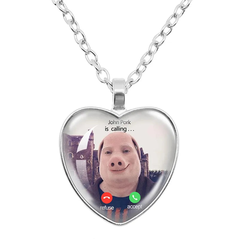 Humorous Pig Call Phone Necklace - Heart-Shaped Pendant Jewelry Gift for Pig Lovers