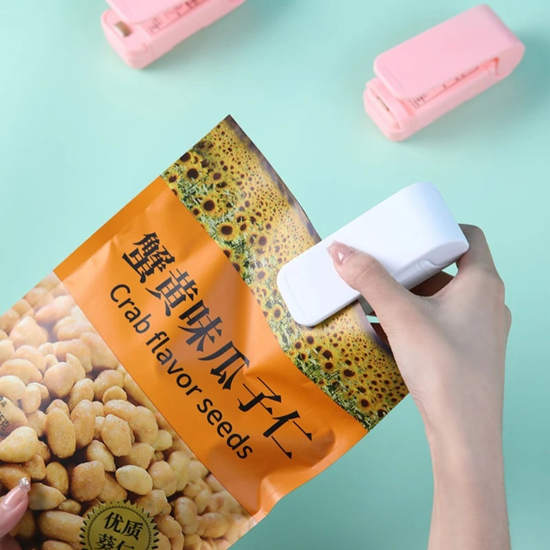 Mini Bag Sealer Machine for Food & Plastic Bags - Thermal Plastic Sealer