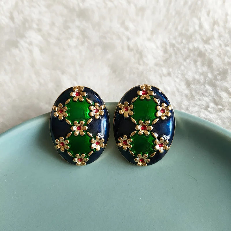 Vintage Geometric Clip-On Earrings Without Ear Holes Oversized Round Ear Clips