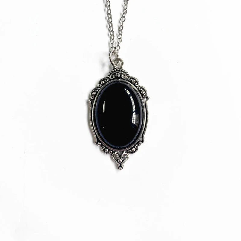 Vintage Gothic Red and Black Quartz Crystal Cameo Pendant Necklace for Women and Gift