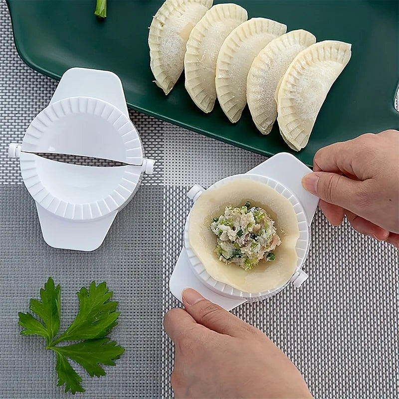 DIY Dumpling Maker Set 4 Size Ravioli Gyoza Pastry Pie Dough Mold Tool