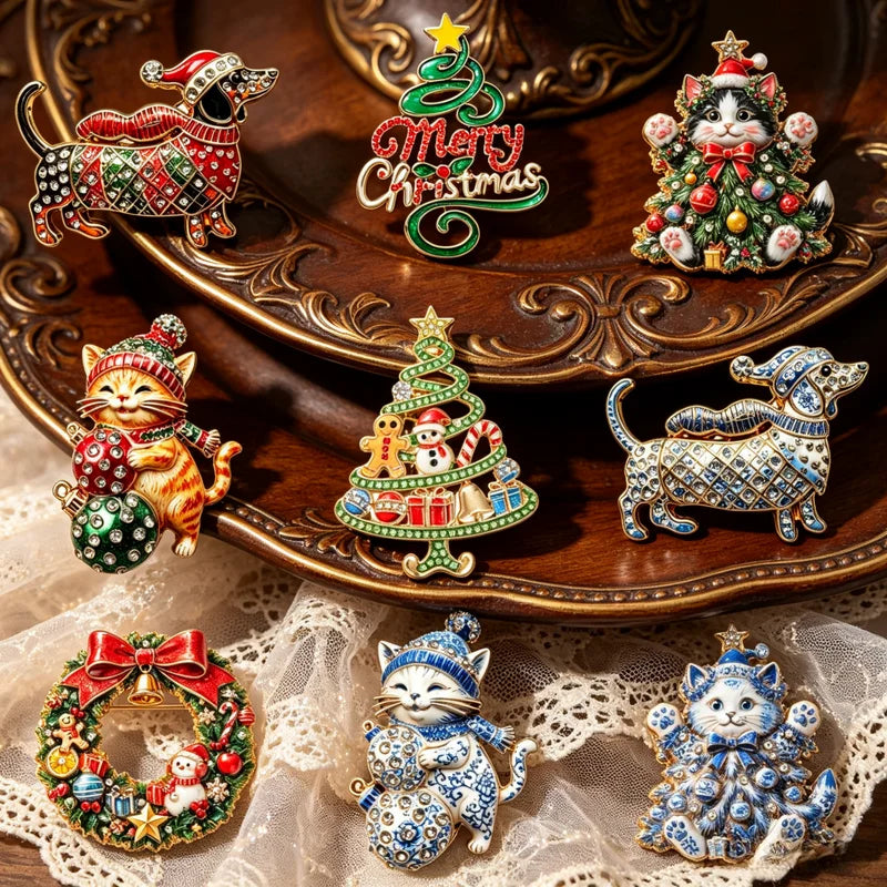 Luxury Christmas Dog and Cat Wreath Brooches - Holiday Animal Accessories
