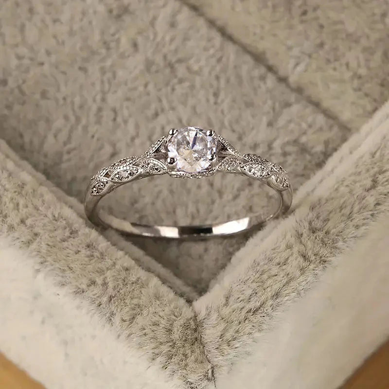 Luxury Cubic Zirconia Women's Ring Fashion Temperament Jewelry
