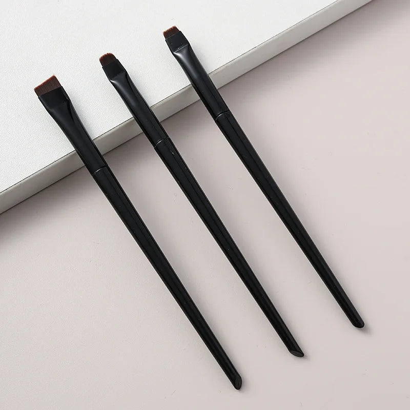 Set of 3 Makeup Brushes for Eyeliner and Eyebrow Contouring - Portable Flat Fine Detailing Tools