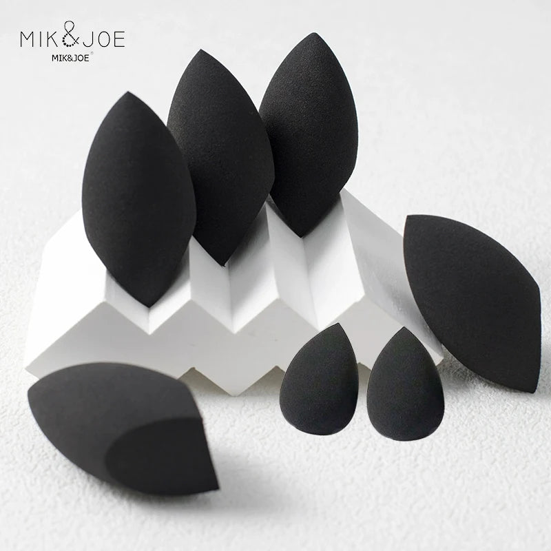 2PCS Latex-Free Makeup Sponge Egg - Reusable Foundation & Contour Blenders