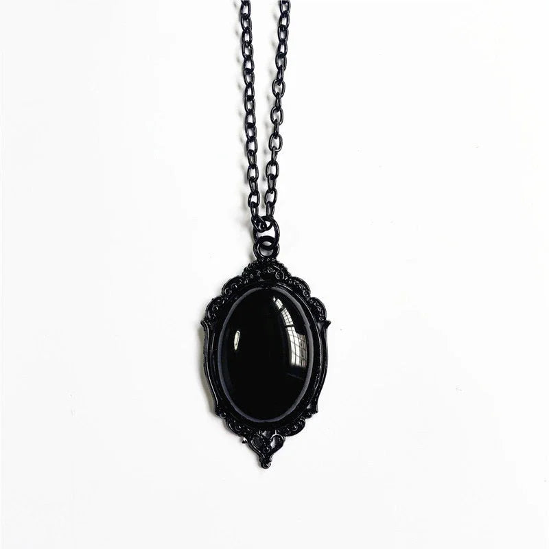 Vintage Gothic Red and Black Quartz Crystal Cameo Pendant Necklace for Women and Gift