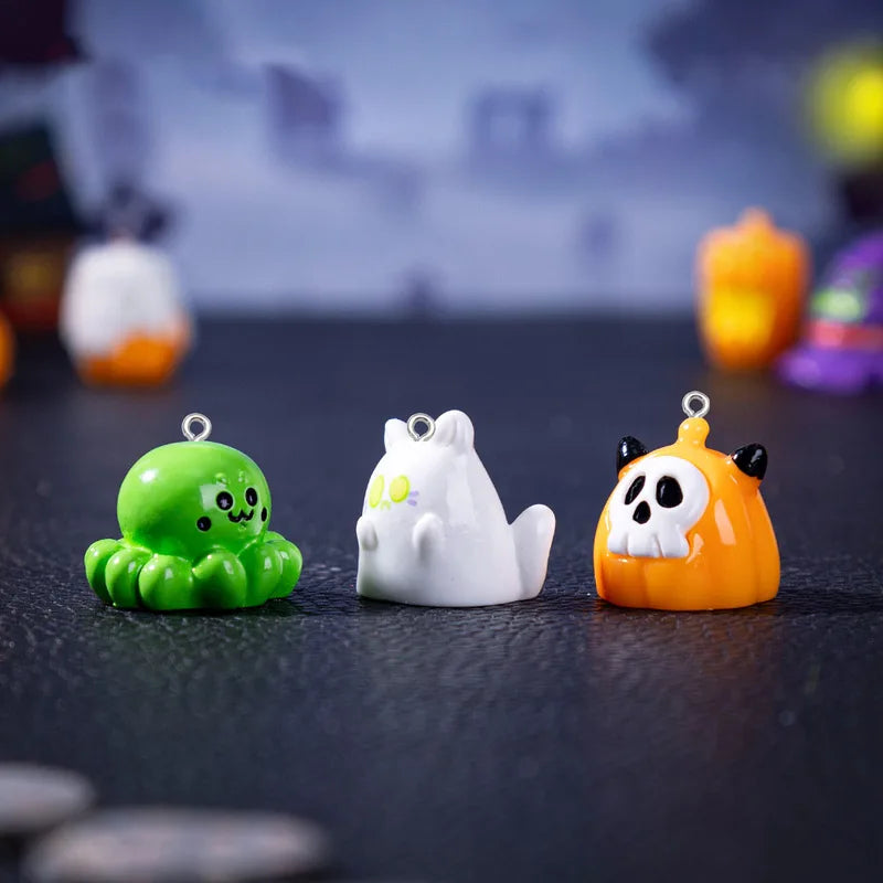 Halloween Pumpkin Ghost Spider Resin Pendants Set for DIY Jewelry & Decorations – Multi-Color Variants