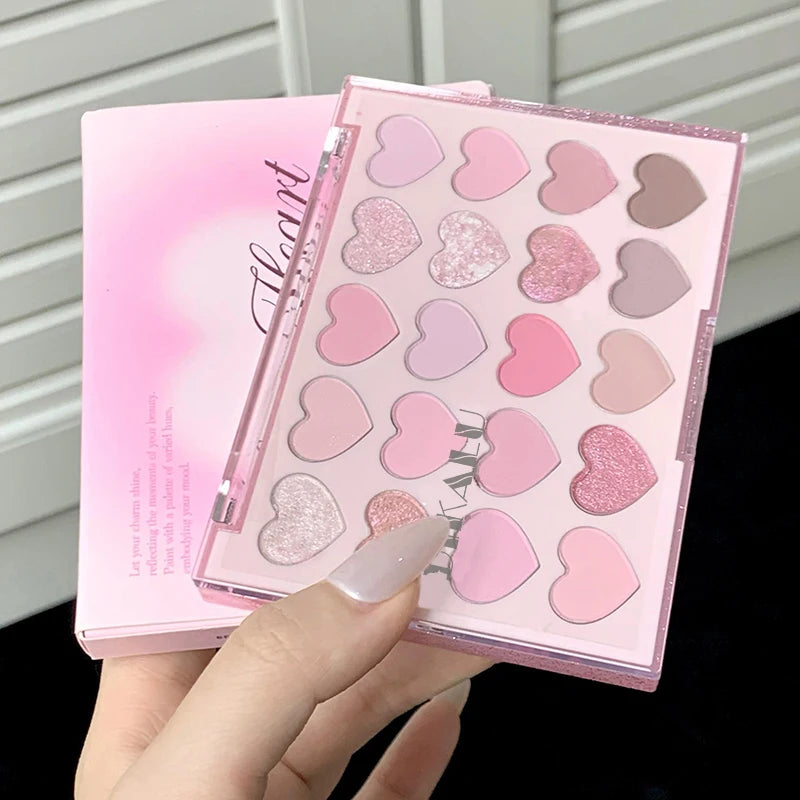 Heart-Shaped 20-Color Eyeshadow Palette - Matte & Shimmer Colors for Creative Makeup