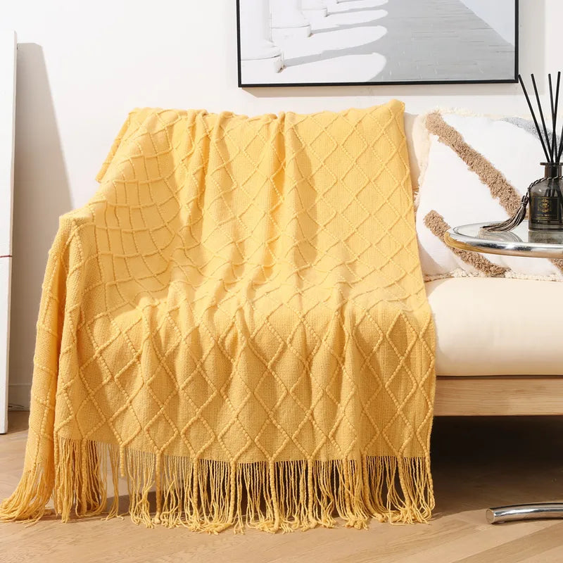 Knitted Throw Blanket Cozy Soft Warm Wool-Feel with Tassels for Couch & Home