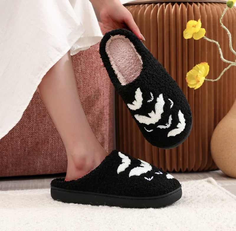 Halloween Bat Pattern Embroidered Plush Indoor Slippers - Non-Slip Warm Woolen Cotton Footwear for Men & Women