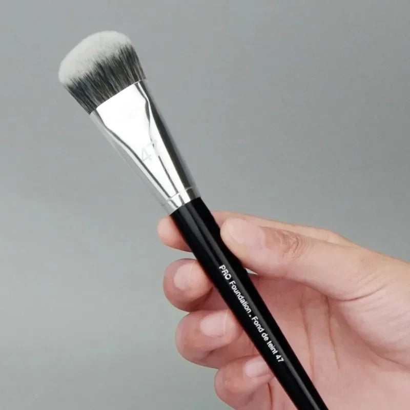 Professional Foundation Brush with Broom Head for Liquid & Face Makeup
