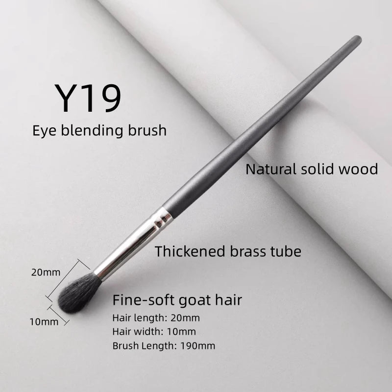 Eye Shadow Blending Brush - Natural Goat Hair Makeup Tool for Soft Application