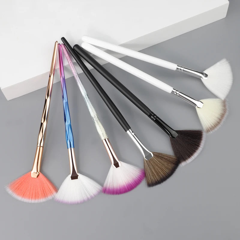 Practical Makeup Brushes Fan Set - Soft Portable Cosmetic Tools for Ladies & Girls