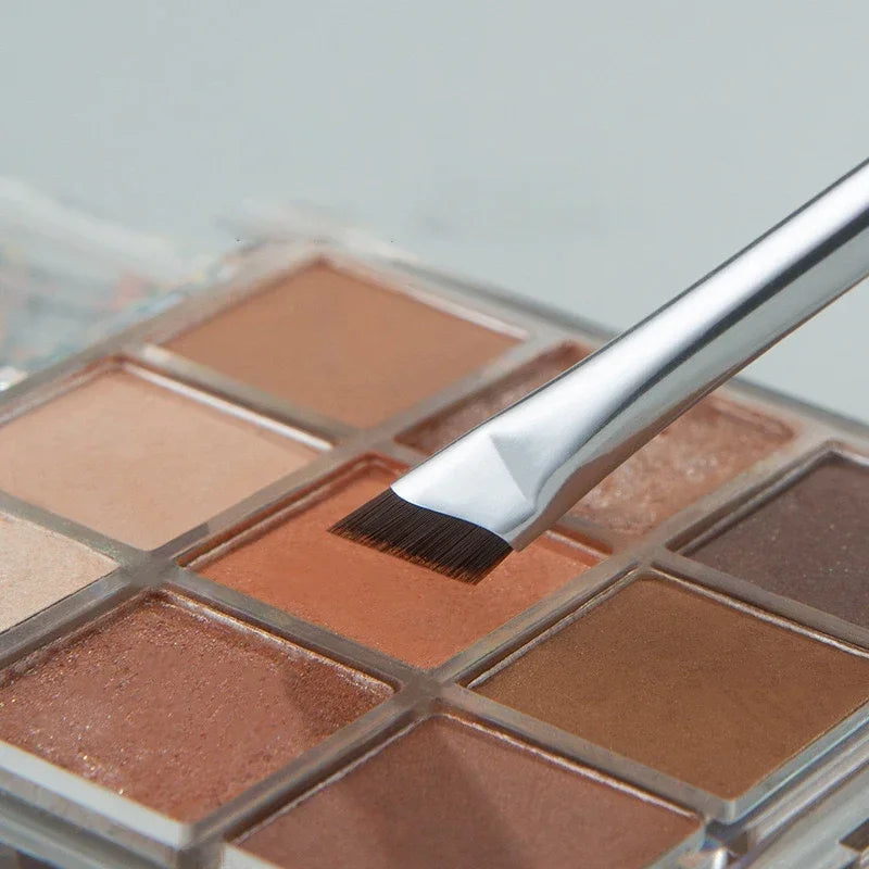 Precise Fine Angle Eyeliner & Eyebrow Brush - Ultra Thin Flat Detail Tool