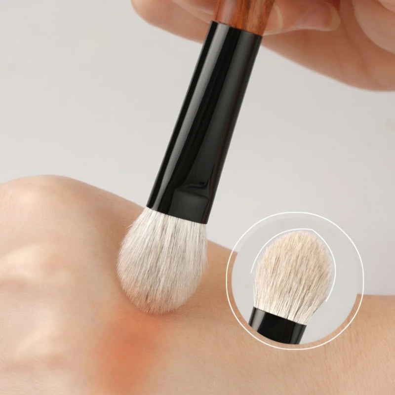 Makeup Brush Heart-Shaped Blush & Highlighter Brush Goat & Fox Hair Professional Rosewood Handle