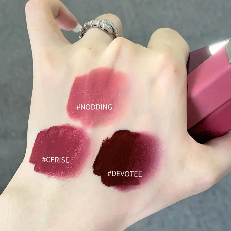 Matte Velvet Lip Glaze - Moisturizing Long-Lasting Lipstick & Lip Gloss