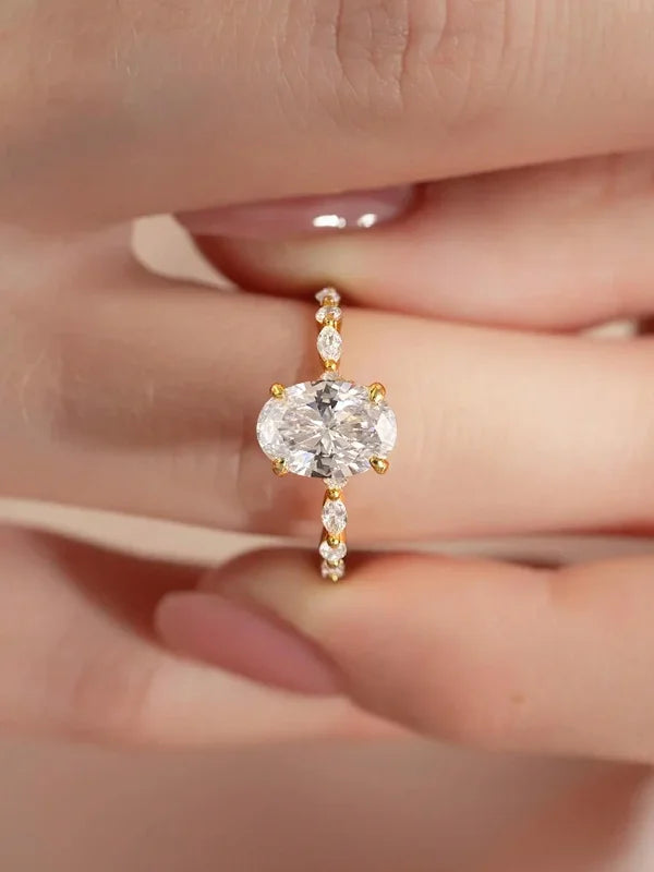 925 Sterling Silver Zircon Fashionable Ring for Women Engagement Wedding Jewelry