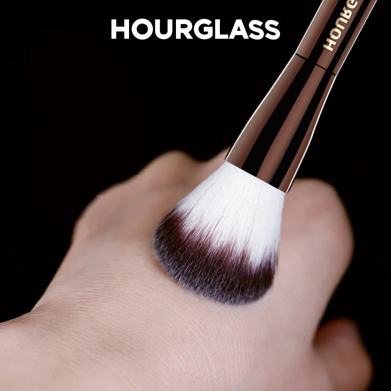 Makeup Brush No.17 Lighting Edit Double-Head Face Brush Soft Fiber Highlight Tool