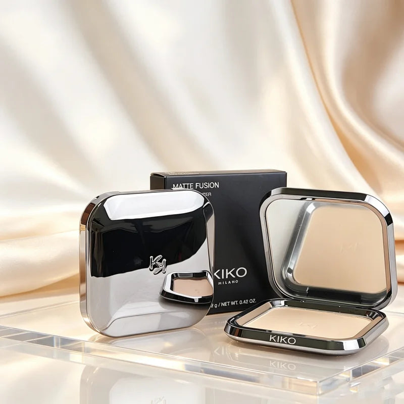Weightless Perfection Face Powder Foundation with Oil Control & Long-Lasting Matte Finish